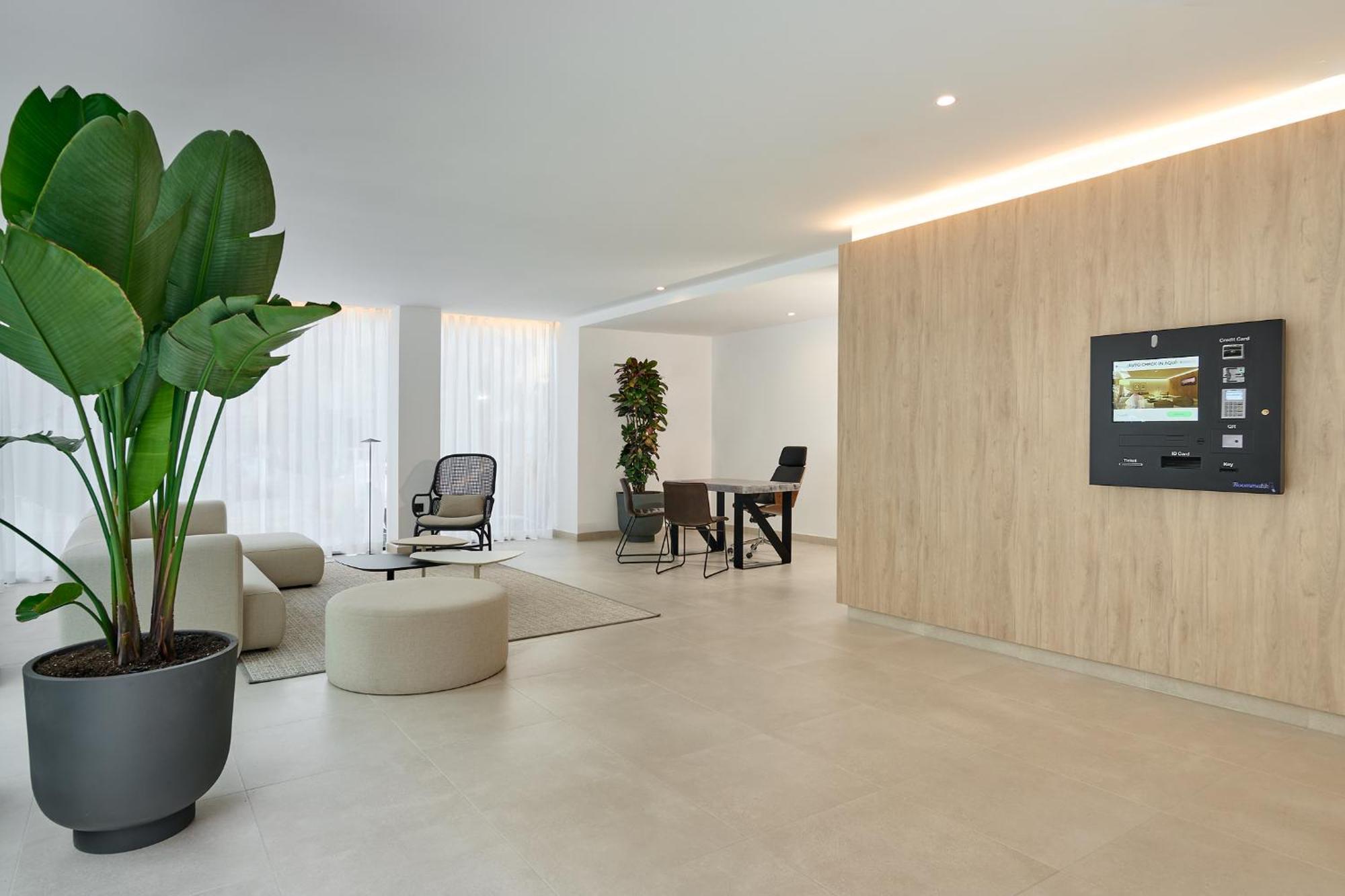 Apartamentos Luna Suites Granada Kültér fotó